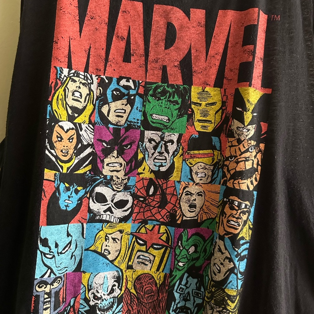 ๐ $5 Marvel Heroes Black Tank Top with Superhero Colorful Faces. - Picture 2 of 5